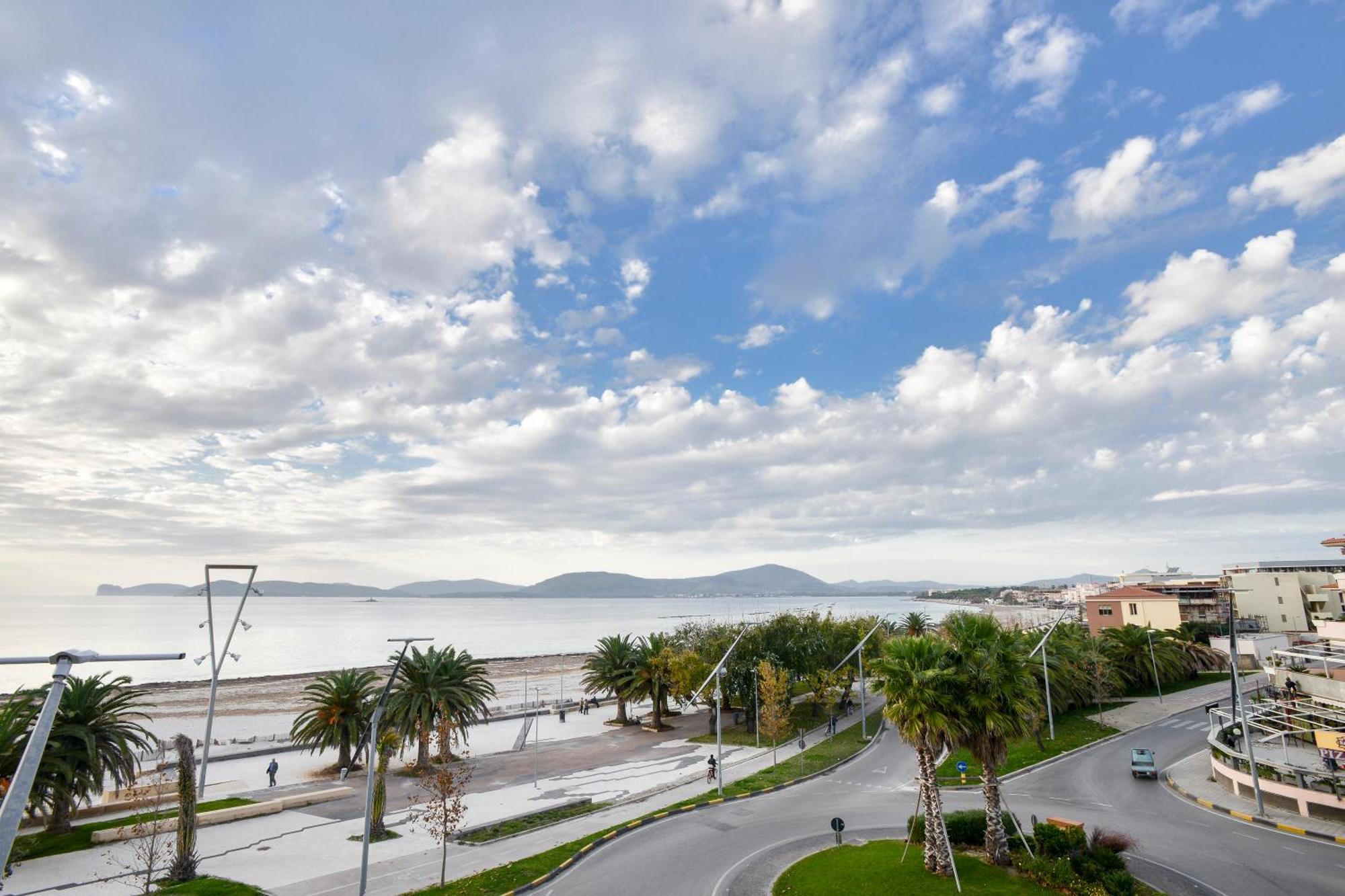 Luxury Garibaldi Apartment Alghero Exterior foto